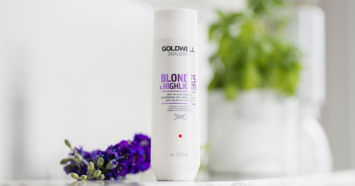 product shot of Goldwell Dualsenses Blondes & Highlifts Anti-Yellow Shampoo