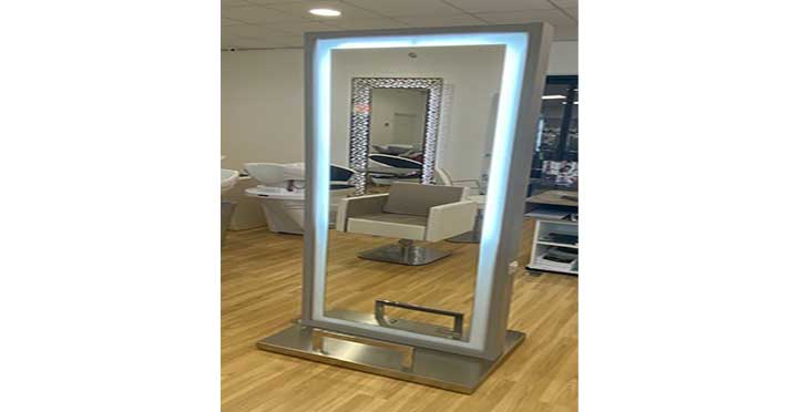  Light Island Mirror (dual sided) with footrests