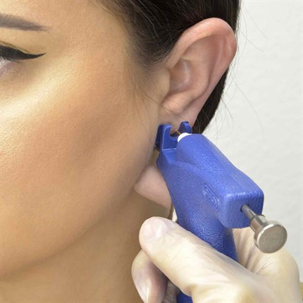 Caflon Ear Piercing Online Course