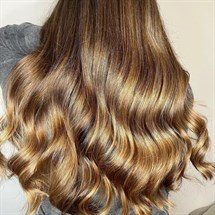 Nano Ring and Tape Hair Extensions Course